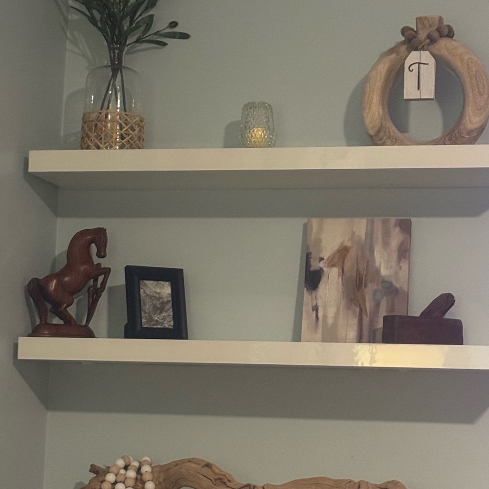 Vintage Equestrian Pair of Carved Wooden Horse Figurines - Beautiful! - Picture 2 of 15